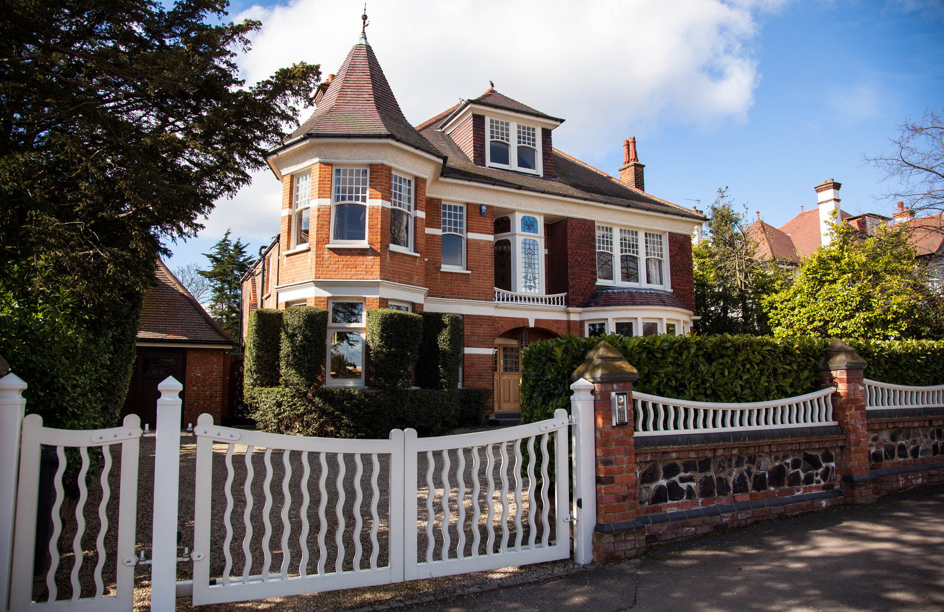 Quality Purpose Made Joinery in London & the South East K & D Joinery
